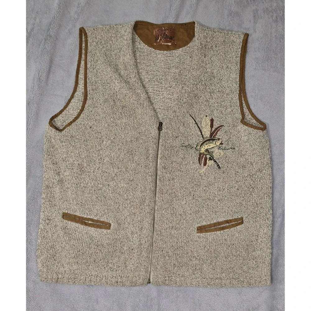 Vintage Unlimited Quest Embroidered Fishing Sweater Vest Size XL -‎ 48